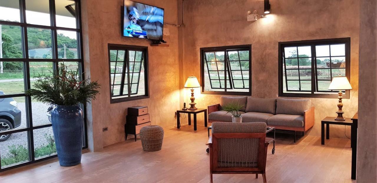 Hotel The Barn Hua Hin Khao Tao Zewnętrze zdjęcie